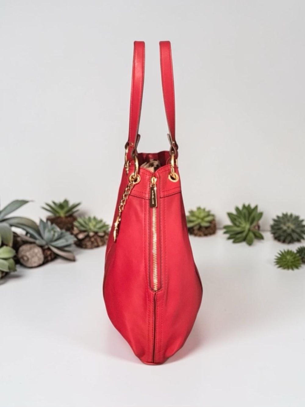 Michael Kors vibrant red Pebbled Leather Shoulder Bag with Gold Accents - Picture 3 of 14